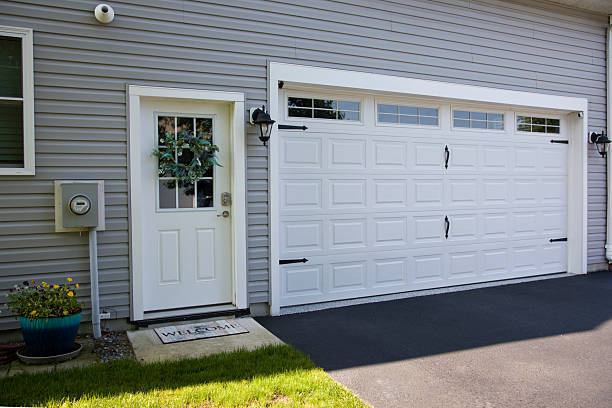 24/7 Emergency Garage Door Panel Replacement experts in Potter County County, PA